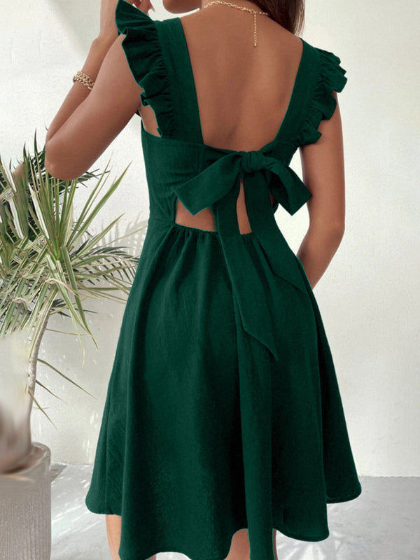 New pastoral style suspenders, sweet short skirt, temperament commuting holiday beach dress